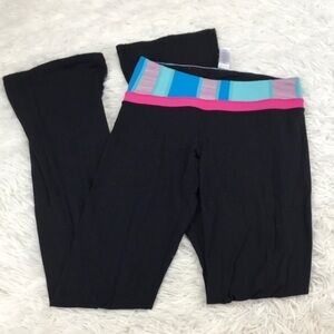 Ivivvia by Lululemon Groove Leggings